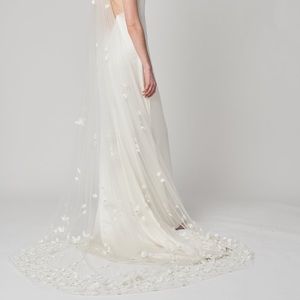 Alexandra Grecco Lennon Veil